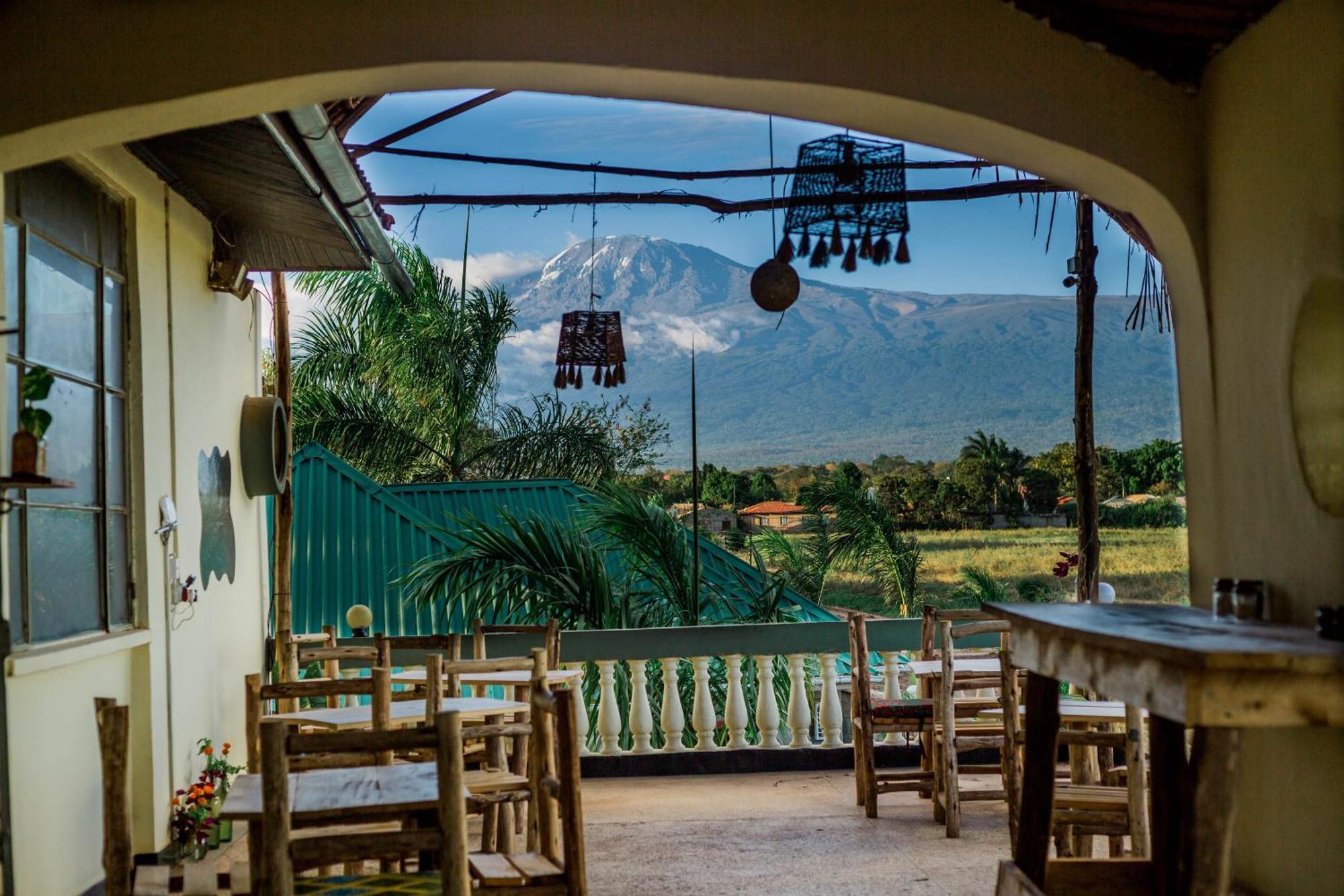 Hill View Garden Hotel Moshi Buitenkant foto